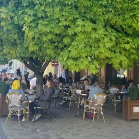 Вкус жизни: в Крыму открылись летние площадки кафе  